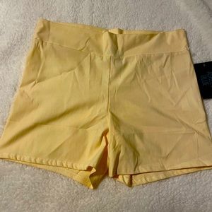 Sold ✅Light candlelight yellow… shorts